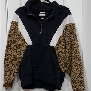 American Eagle Soft 1/4 Zip Leopard Pullover
